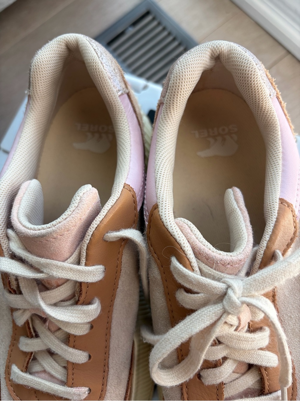 Sorel Women's ONA BLVD Classic Waterproof Sneaker - Picture 4 of 8